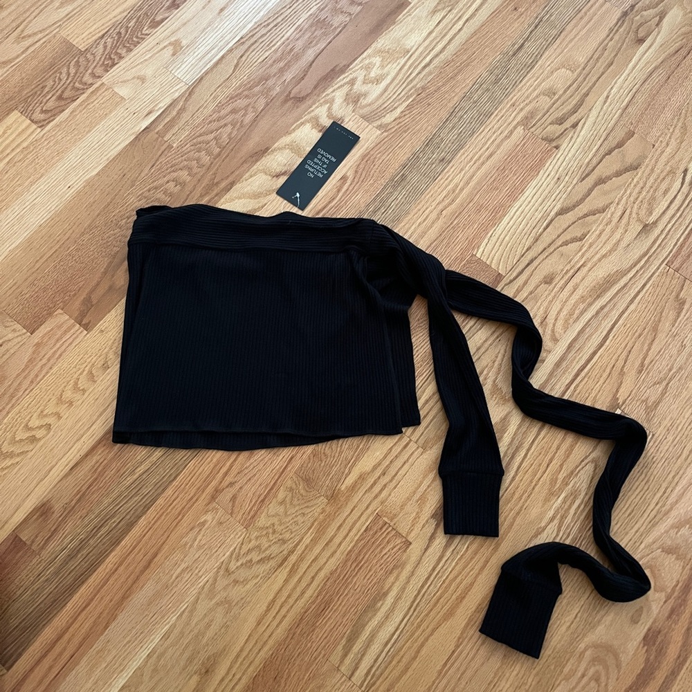Are You Am black mini skirt I Seea Skirt - Picture 2 of 4